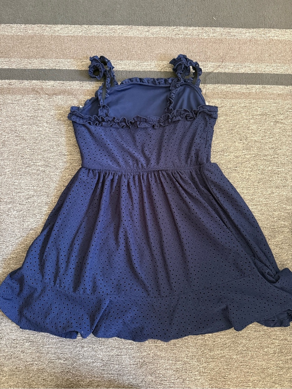 Speechless Ruffle Dress - Picture 4 of 4